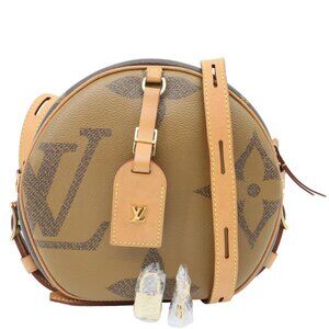 Louis Vuitton  Boite Chapeau Souple Reverse Monogram Canvas Shoulder Bag Brown